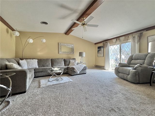 1327 Huntington Court, Boardman, OH 44512