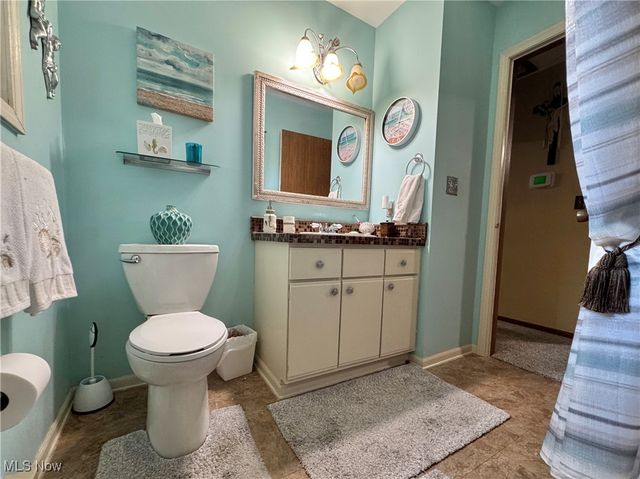 1327 Huntington Court, Boardman, OH 44512