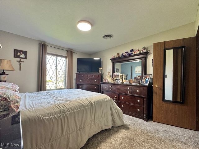 1327 Huntington Court, Boardman, OH 44512