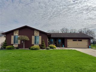1327 Huntington Court, Boardman, OH 44512