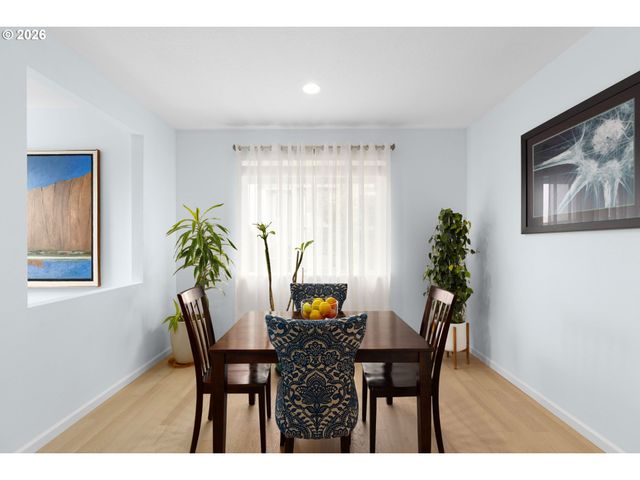10603 Ne AVERY Way, Hillsboro, OR 97006