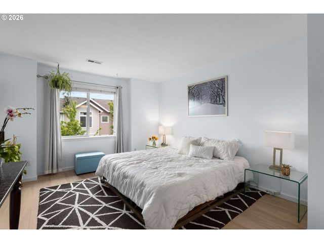 10603 Ne AVERY Way, Hillsboro, OR 97006
