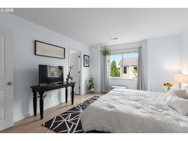 10603 Ne AVERY Way, Hillsboro, OR 97006