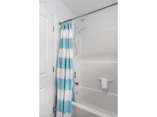 10603 Ne AVERY Way, Hillsboro, OR 97006