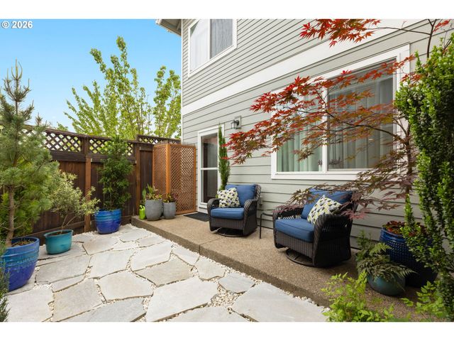 10603 Ne AVERY Way, Hillsboro, OR 97006