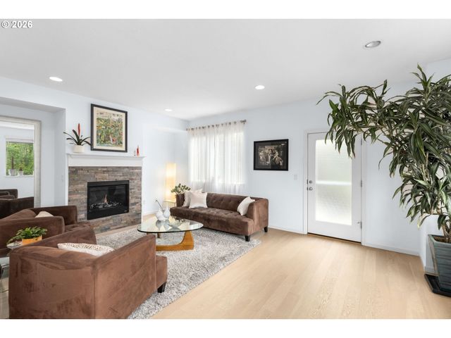 10603 Ne AVERY Way, Hillsboro, OR 97006