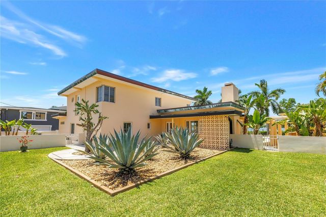 2781 BAYSIDE DRIVE S, St Petersburg, FL 33705