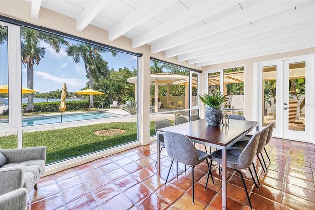 2781 BAYSIDE DRIVE S, St Petersburg, FL 33705