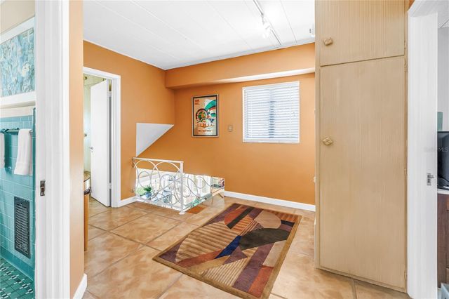 2781 BAYSIDE DRIVE S, St Petersburg, FL 33705