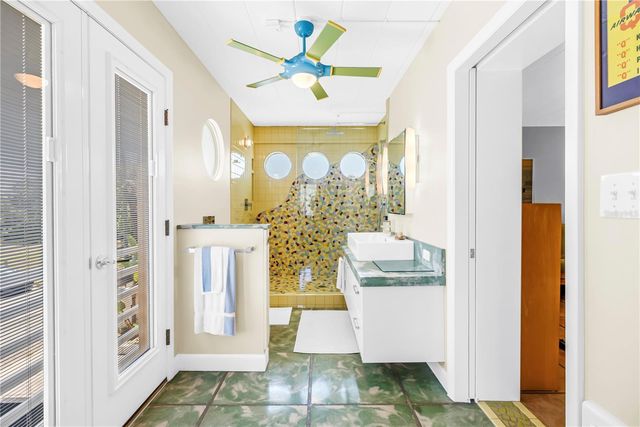 2781 BAYSIDE DRIVE S, St Petersburg, FL 33705