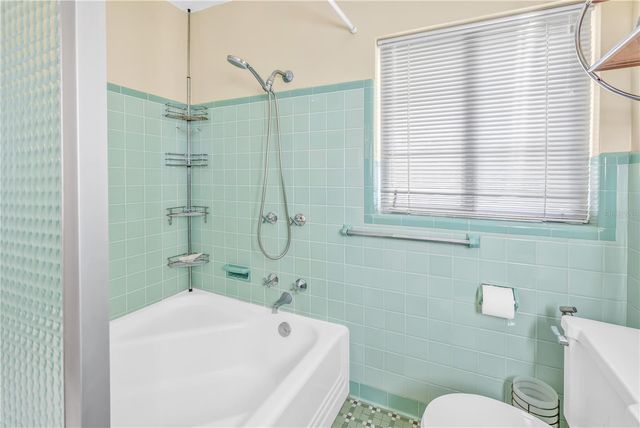 2781 BAYSIDE DRIVE S, St Petersburg, FL 33705