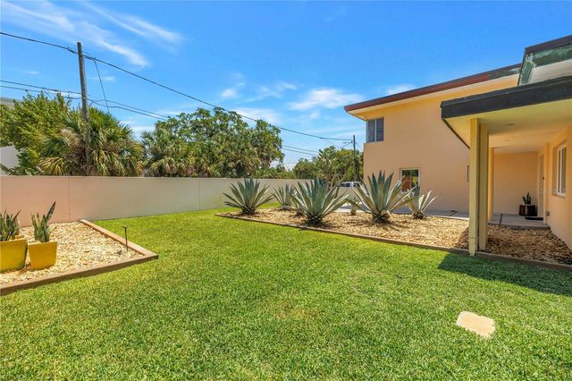 2781 BAYSIDE DRIVE S, St Petersburg, FL 33705