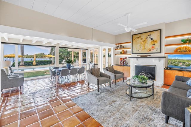2781 BAYSIDE DRIVE S, St Petersburg, FL 33705