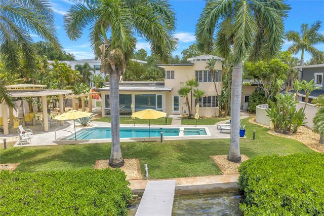 2781 BAYSIDE DRIVE S, St Petersburg, FL 33705