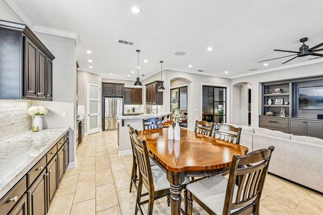 2423 Finchwood Landing Ln, Manteca, CA 95336