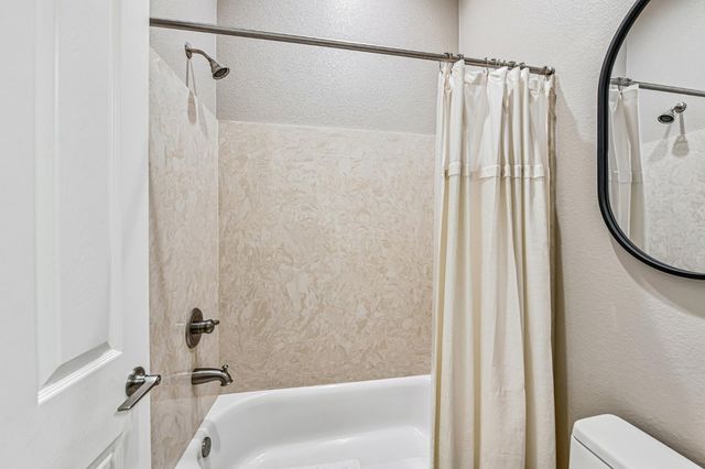 2423 Finchwood Landing Ln, Manteca, CA 95336
