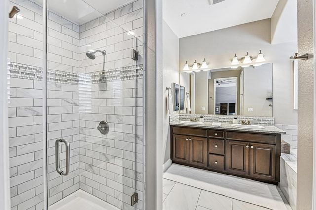 2423 Finchwood Landing Ln, Manteca, CA 95336