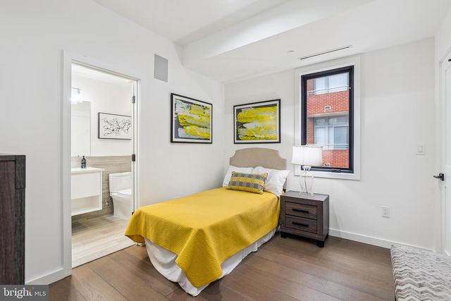 304 K ST NE #2PH, Washington, DC 20002