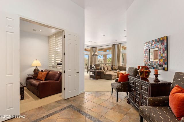 13807 N Maxfli Drive, Oro Valley, AZ 85755