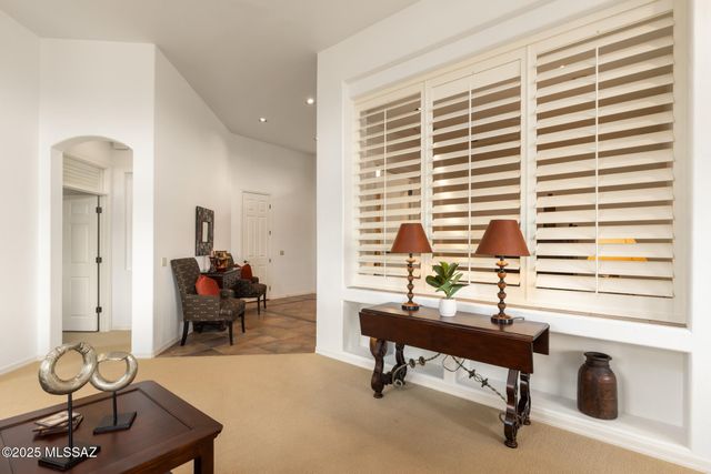 13807 N Maxfli Drive, Oro Valley, AZ 85755