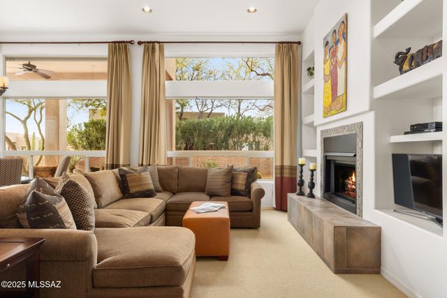 13807 N Maxfli Drive, Oro Valley, AZ 85755