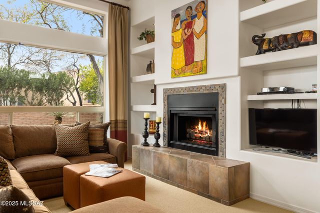 13807 N Maxfli Drive, Oro Valley, AZ 85755