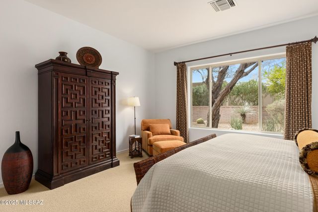 13807 N Maxfli Drive, Oro Valley, AZ 85755