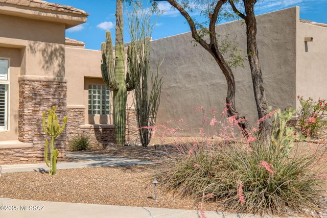 13807 N Maxfli Drive, Oro Valley, AZ 85755