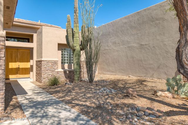 13807 N Maxfli Drive, Oro Valley, AZ 85755