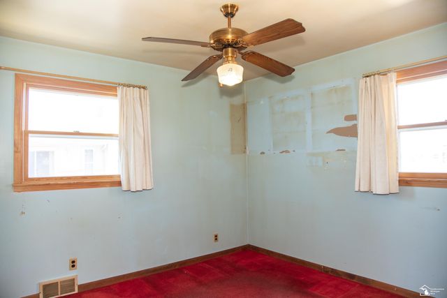 15708 Goddard Road, Allen Park, MI 48101