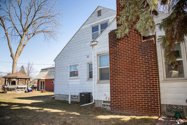 15708 Goddard Road, Allen Park, MI 48101