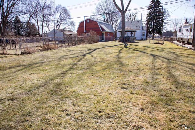 15708 Goddard Road, Allen Park, MI 48101