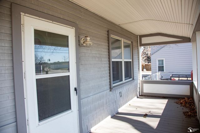 15708 Goddard Road, Allen Park, MI 48101