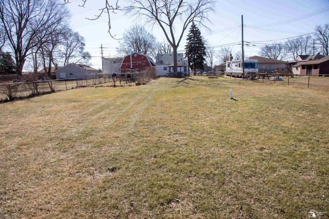 15708 Goddard Road, Allen Park, MI 48101