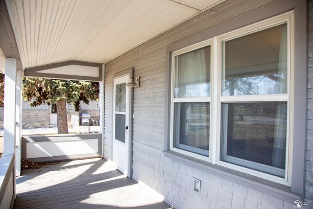 15708 Goddard Road, Allen Park, MI 48101