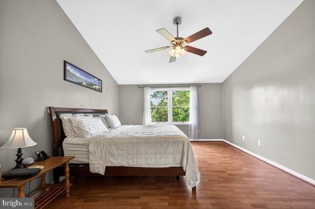 3894 PLUM RUN CT, Fairfax, VA 22033