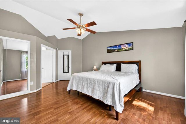 3894 PLUM RUN CT, Fairfax, VA 22033