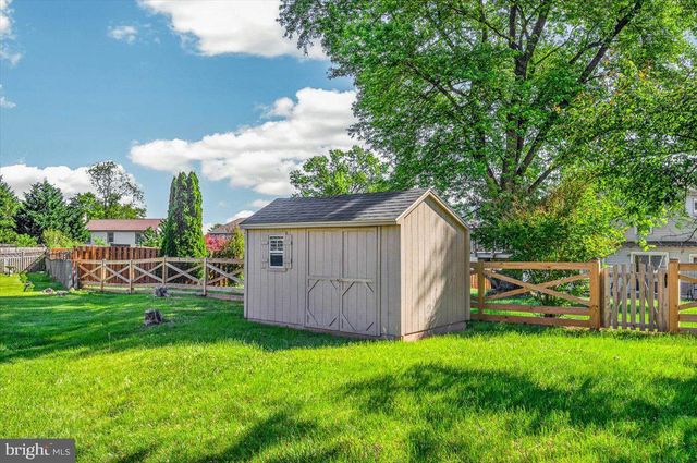 3894 PLUM RUN CT, Fairfax, VA 22033
