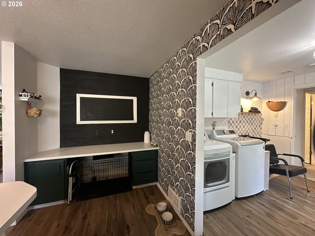 120 VALLEY VIEW Dr, John Day, OR 97845