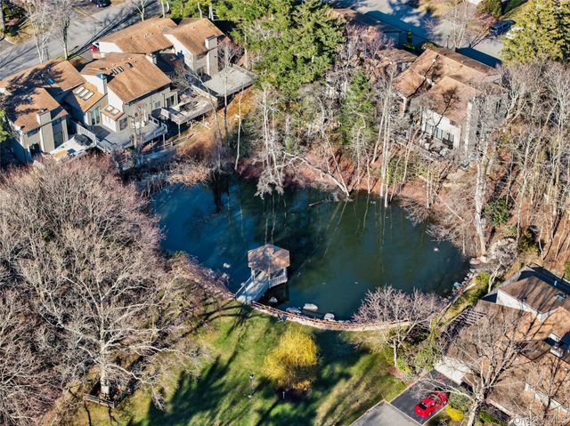 285 Carriage House Drive, Jericho, NY 11753