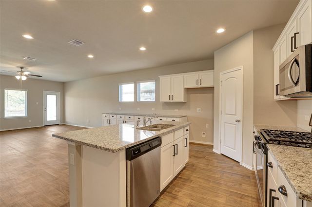 13845 Rock Island Trail, Conroe, TX 77384