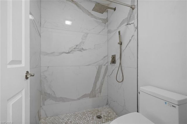 6322 Royal Woods DR, Fort Myers, FL 33908