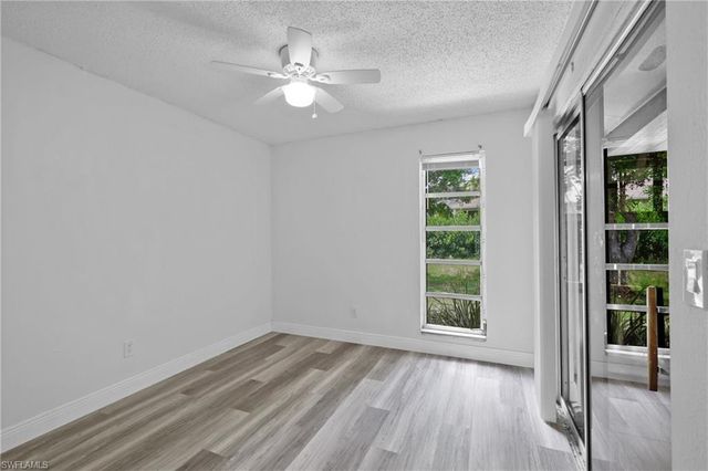 6322 Royal Woods DR, Fort Myers, FL 33908