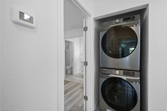 6322 Royal Woods DR, Fort Myers, FL 33908