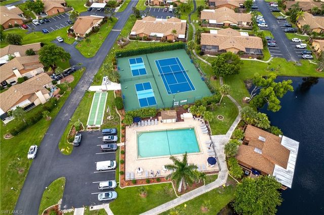 6322 Royal Woods DR, Fort Myers, FL 33908