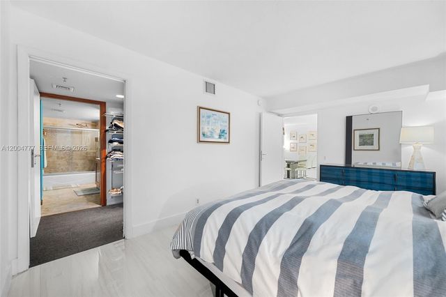 9499 Collins Ave 207, Surfside, FL 33154