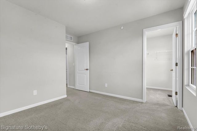 319 Strawberry Drive, Rochester Hills, MI 48307