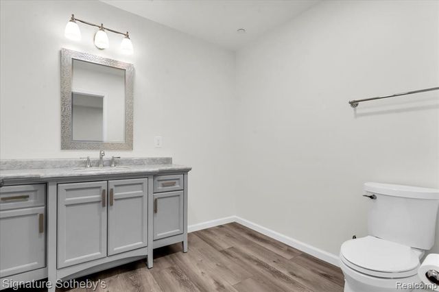 319 Strawberry Drive, Rochester Hills, MI 48307