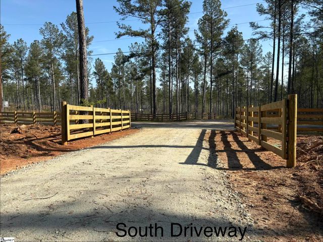 338 Berry Road, Pelzer, SC 29669