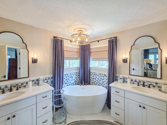 108 MAPLE TERRACE, Florahome, FL 32140